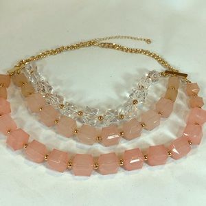 Cache pink & clear chunky bead with gold tone